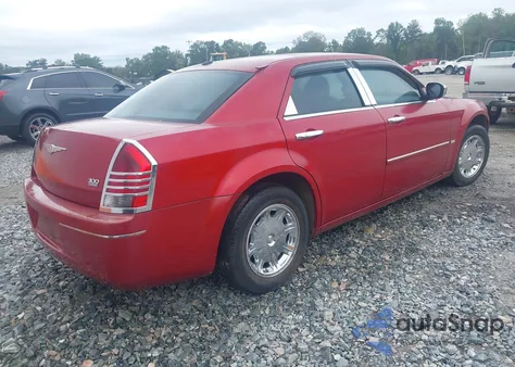 2007 Chrysler 300 Touring z USA, uszkodzony, nr VIN 2C3LA53G37H692880